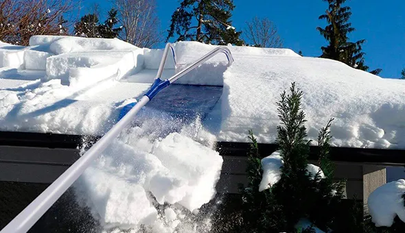 Efficient snow removal in Chester Town NY for driveways, roads, and commercial properties.